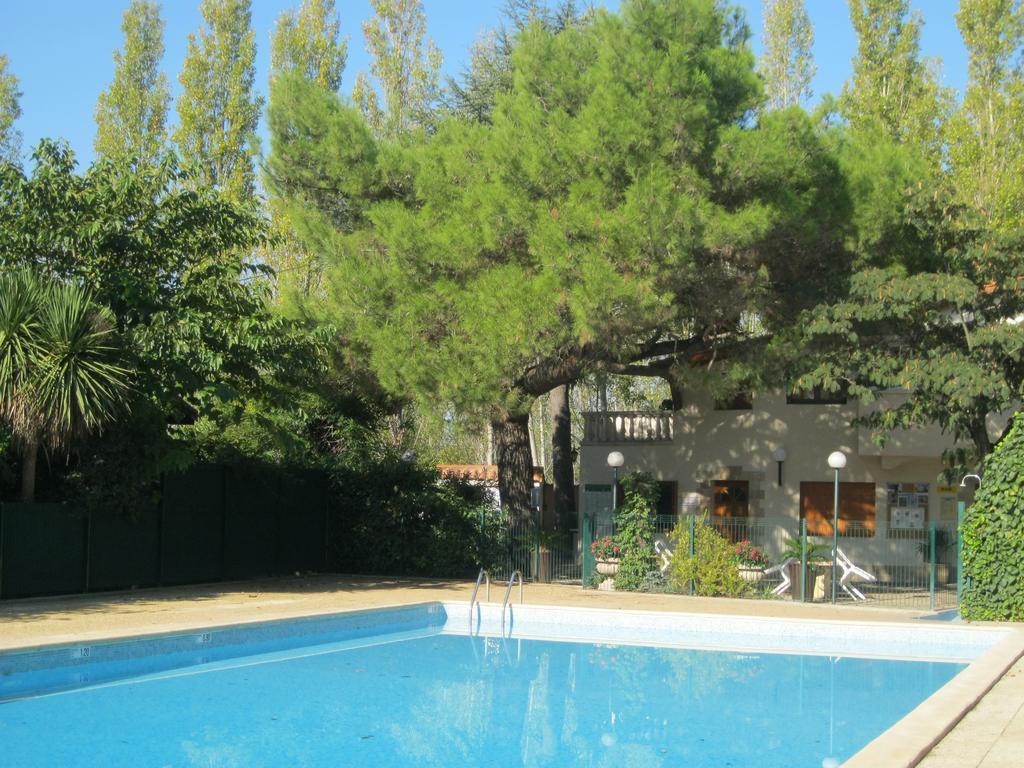 Camping Le Rebau Montblanc Exterior foto